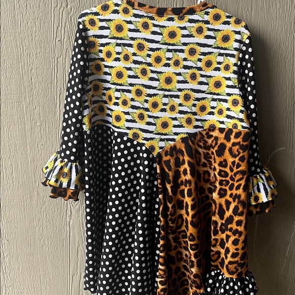 Beautiful Custom Made Top - Picture 4 of 4